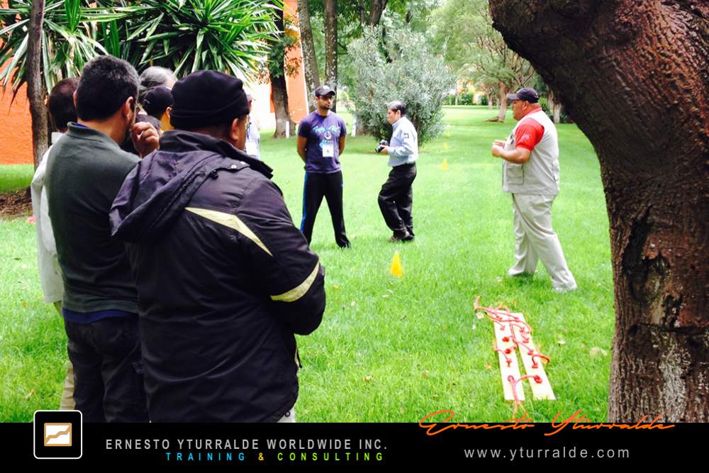Team Building Coach LATAM | Fortalecimiento de equipos a través del Coaching y el Aprendizaje Experiencial