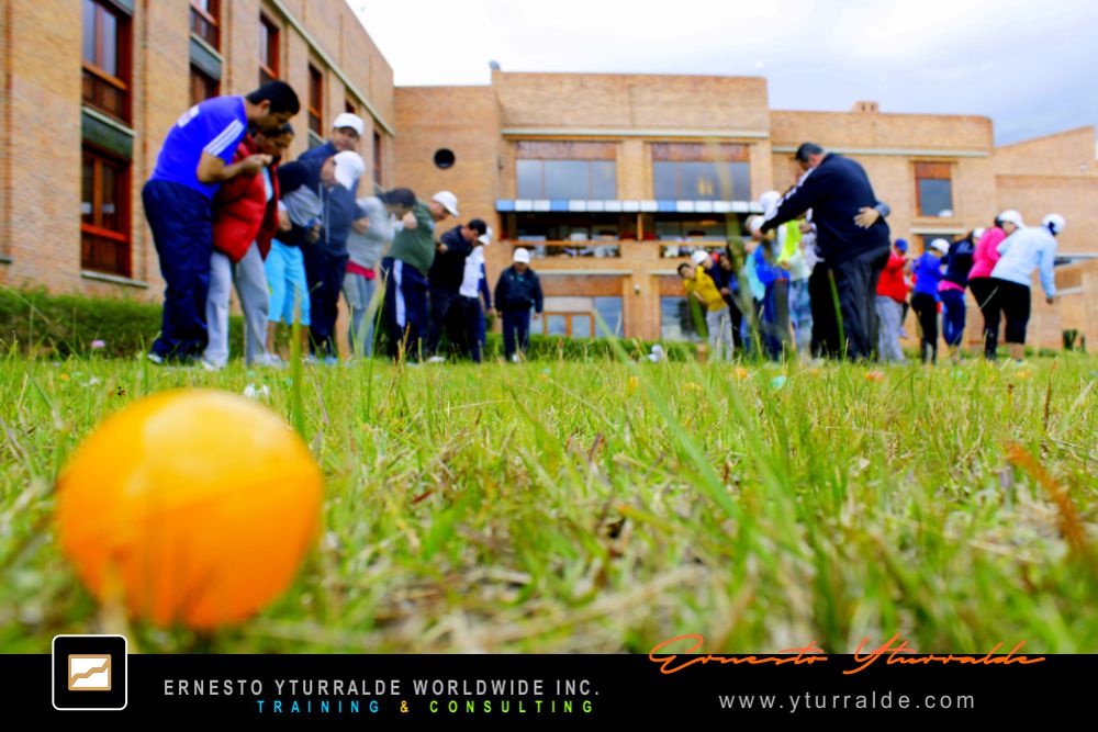 Team Building Coach LATAM | Coaching Ejecutivo y Team Building de impacto emocional y estratégico